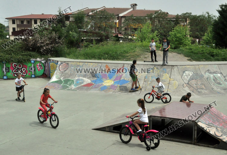 Мнозина хасковлии излязоха на разходка в топлия майски ден