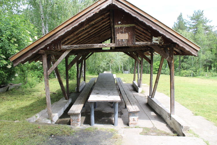 Вдигнаха 2 камиона боклук от зоната за отдих до пазара за животни