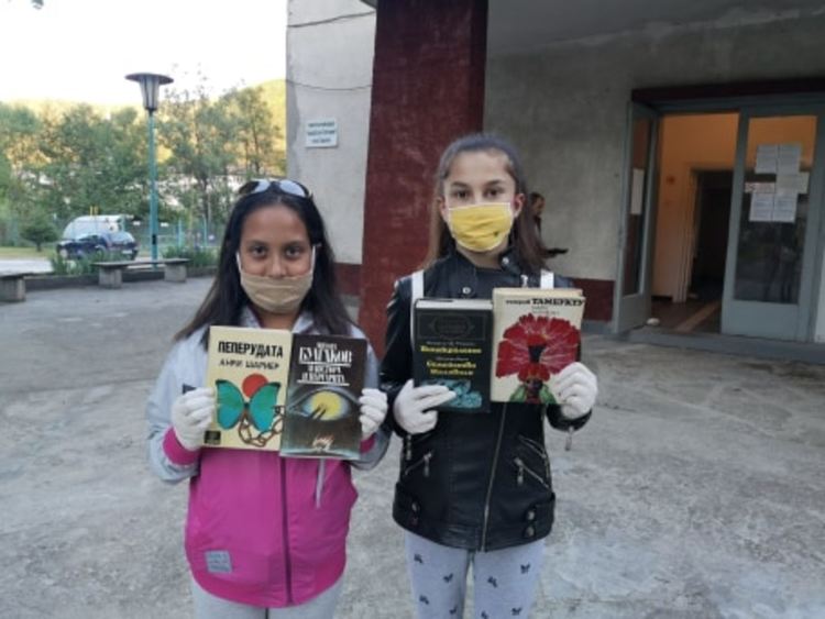 Родопско читалище подарява книги на малки и големи за 24 май 