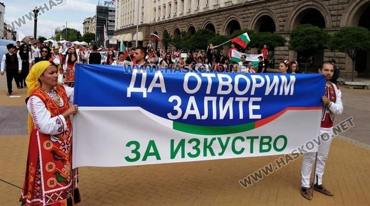 Министър  Ананиев съгласен за отваряне на репетиционните залите