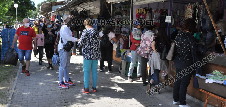 Неделният пазар в Димитровград отвори в цялото си многообразие