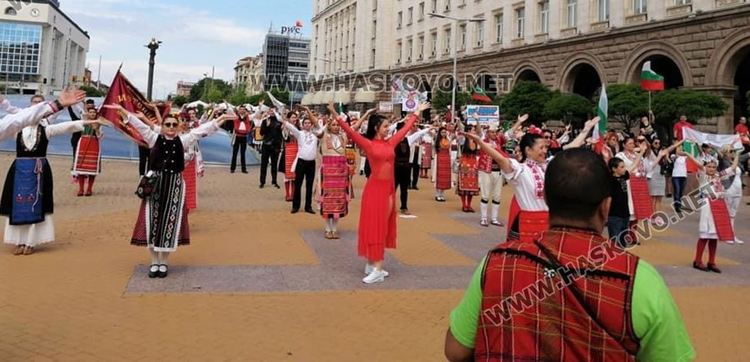 Министър  Ананиев съгласен за отваряне на репетиционните залите