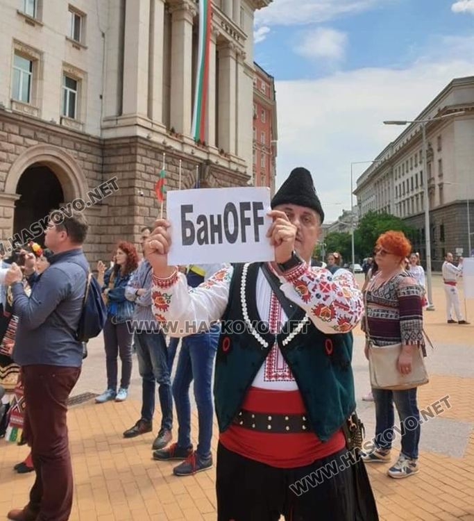 Министър  Ананиев съгласен за отваряне на репетиционните залите