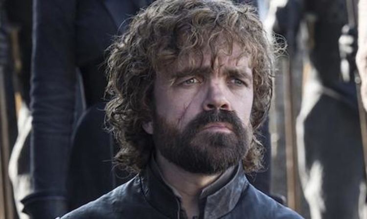  Питър Динклидж и Джейсън Момоа във вампирска екшън комедия