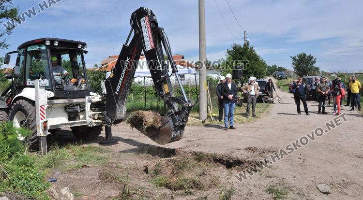 Първа копка за доизграждането на канализацията в „Болярово“