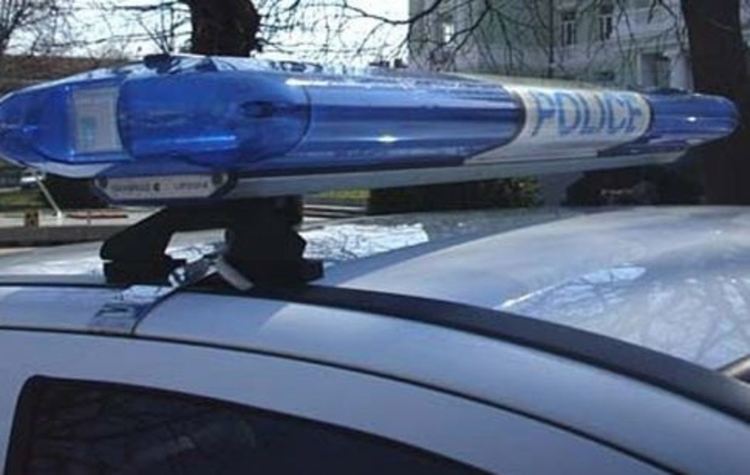 19-годишен предизвика катастрофа при обратен завой, 59-годишен блъсна пешеходец на заден 