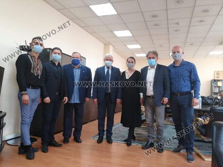 Отварят театрите, репетиционните  зали и летните занимални