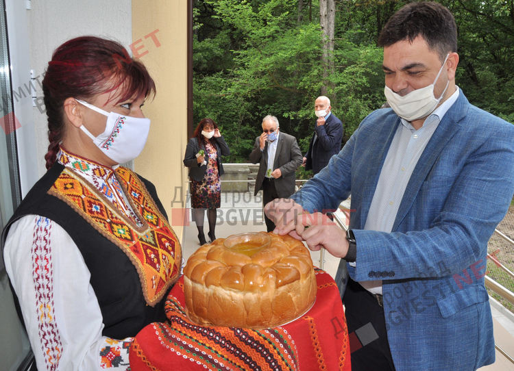 Димитровград е с първия в областта Център за настаняване на възрастни хора с деменция