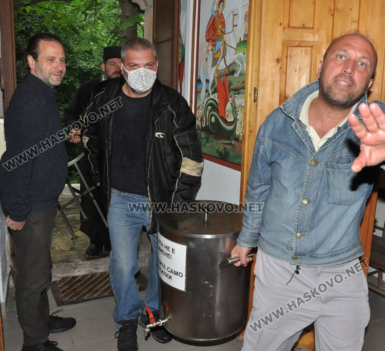 Водосвет преди Възнесение Господне в едноименния параклис на „Ямача“