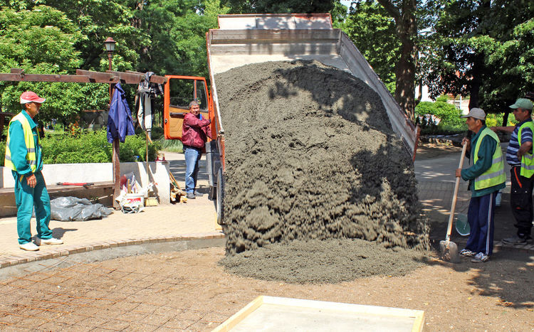 Поставят две люлки-везни за деца с увреждания в Хасково