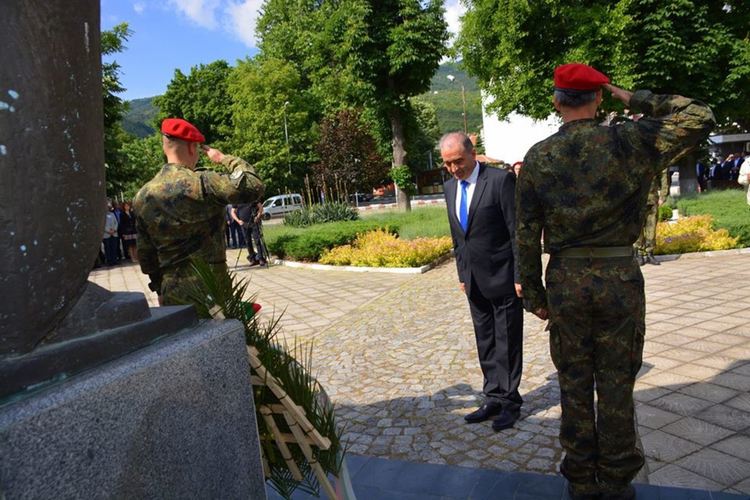 Асеновград отбеляза празника си