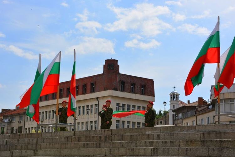 Асеновград отбеляза празника си
