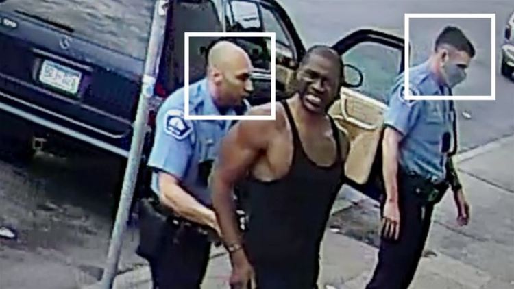 8 минути и 46 секунди: NYT реконструира смъртта на Джордж Флойд (видео 18+)