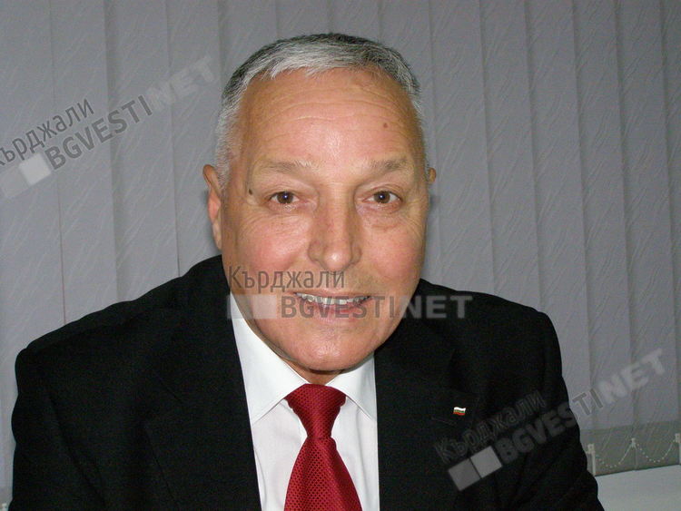 Назми Мюмюн