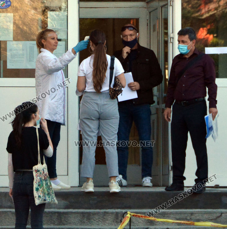 1 108 зрелостници заявиха желание да се явят на матурата по избираем предмет