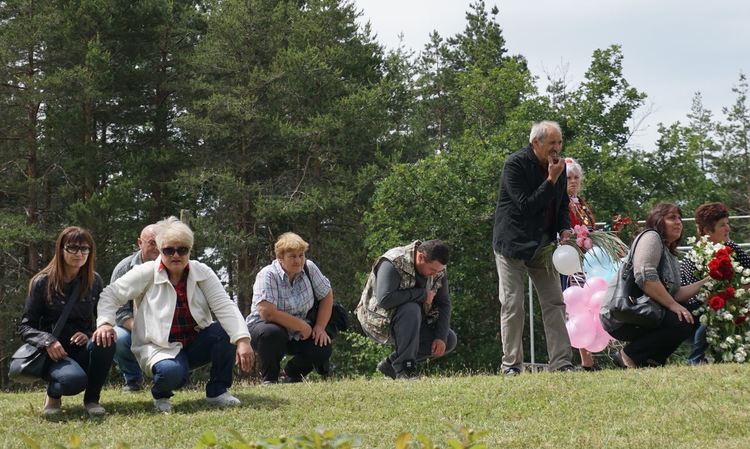 Поклон на Илиева нива