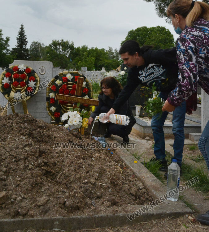 На Черешова задушница отправяме молитва за мъртвите си роднини