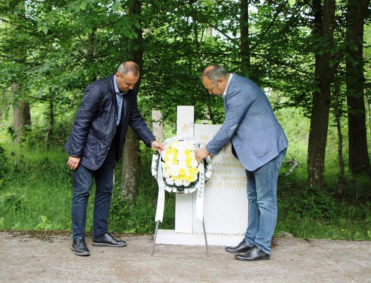 Ардино почете паметта на летеца-герой  Никола Б. Николов