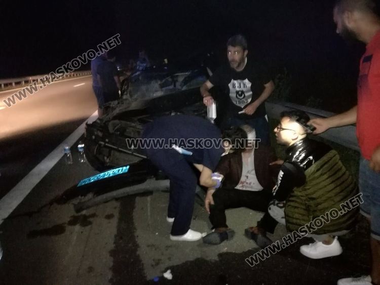 Няколко души пострадаха при катастрофа между кола и бус на магистрала “Марица”