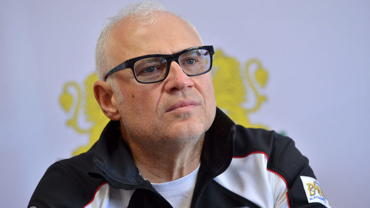 Никой не поиска новите акции на ПИБ, очаква се намеса на държавата