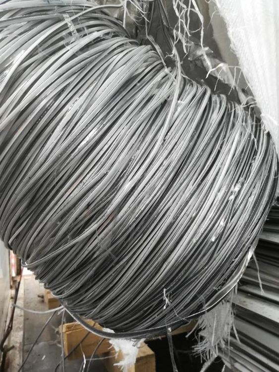 137 тона пластмасови и метални отпадъци спрени на “Капитан Андреево”