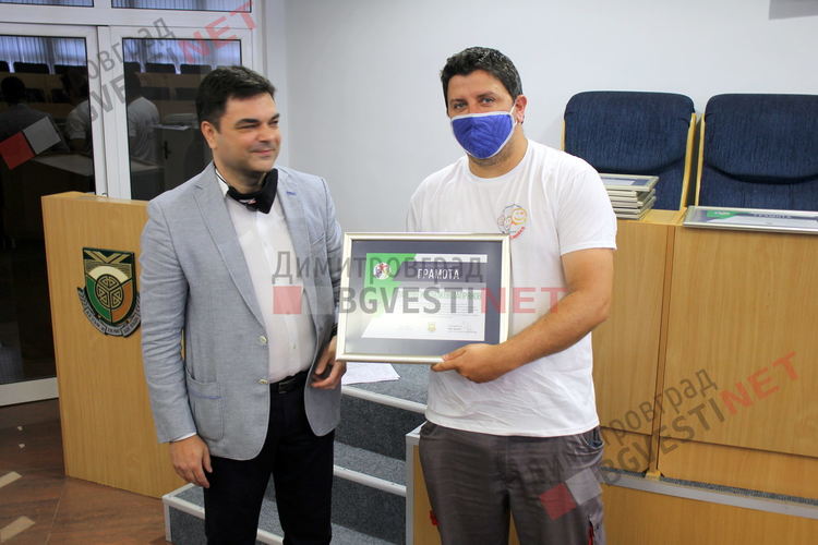 19 доброволци отличи кметът на Димитровград, двама от екипа на Еском