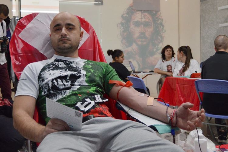 Феновете на „Игра на тронове“ у нас с кръводарителско признание за „Кръв за трона“