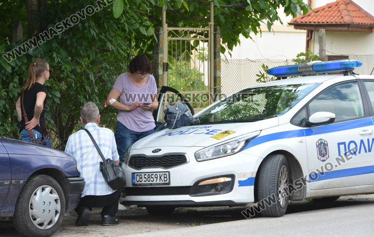 Водачка на Рено потроши две паркирани коли в “Кенана”