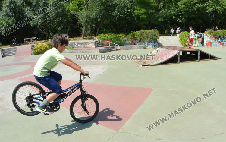 Рампата на скейт площадката в „Кенана” отново е опасна