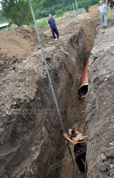 Прокараха 600 метра от канализацията в &bdquo;Болярово&ldquo;
