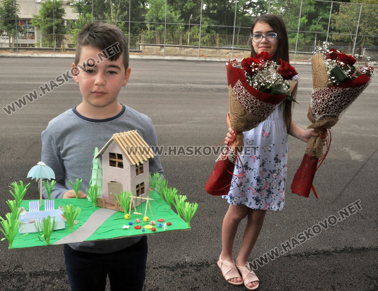 Мерич и сестра му Мелек носеха проект