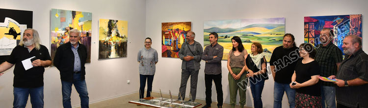 Откриха изложба с творби на Неделчо Кучков и Надежда Стойнева