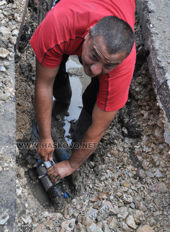 Аварии оставиха части от Хасково без вода