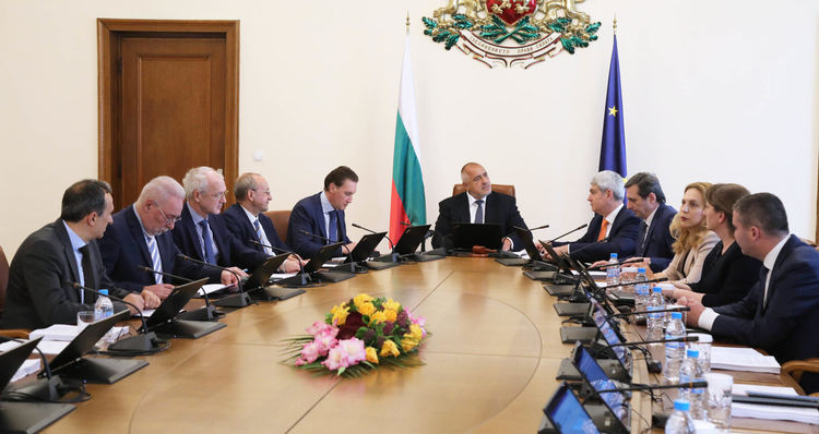 Предлагат промени в правилата за кандидатстване за кредит от пострадалите от пандемията