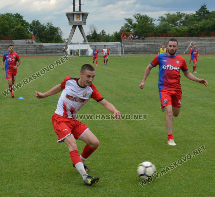 „Хасково“ рестартира сезона с 8:3 срещу „Хеброс“