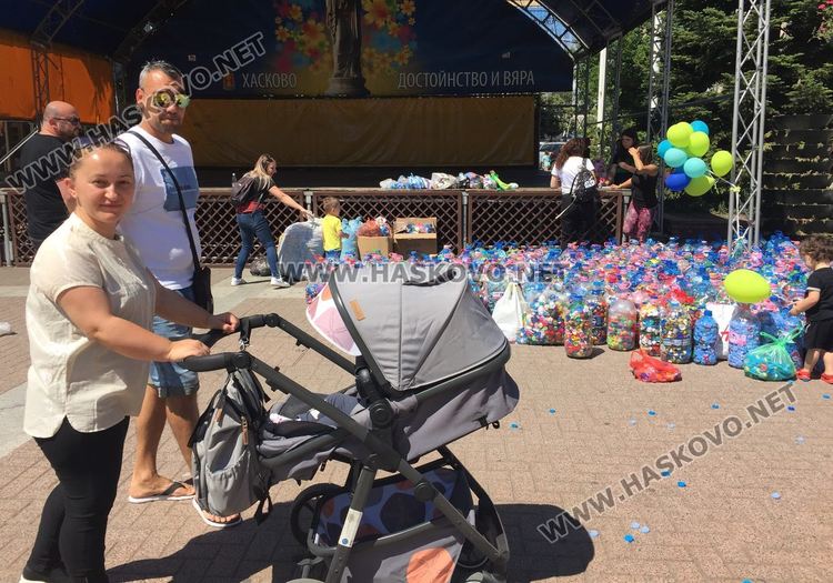 Тонове пластмаса  от Хасково отиват за рециклиране в помощ на кампанията „Капачки за бъдеще“