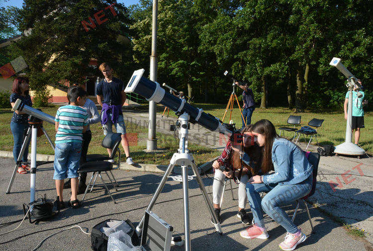 Лятото дойде със слънчево затъмнение, наблюдаваха го и в Димитровград