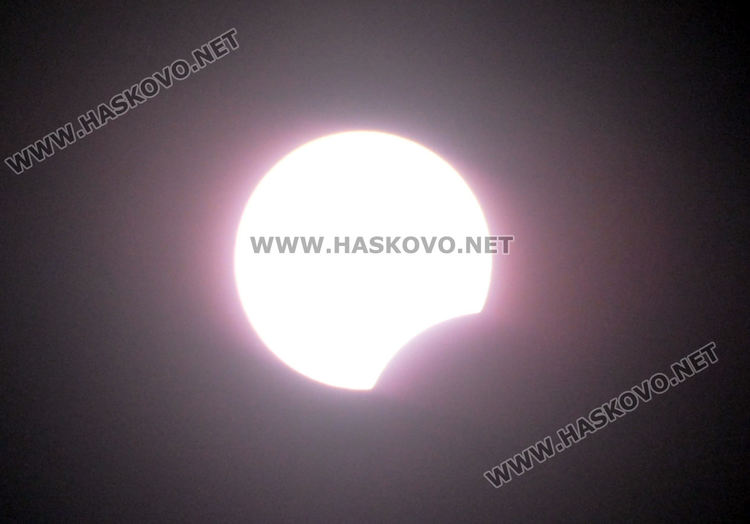 Красивата гледка на частично слънчево затъмнение заснеха в Планетриума „Джордано Бруно“