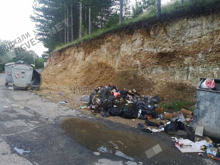 Туристическият сезон започна, Главатарци посреща гости с боклуци