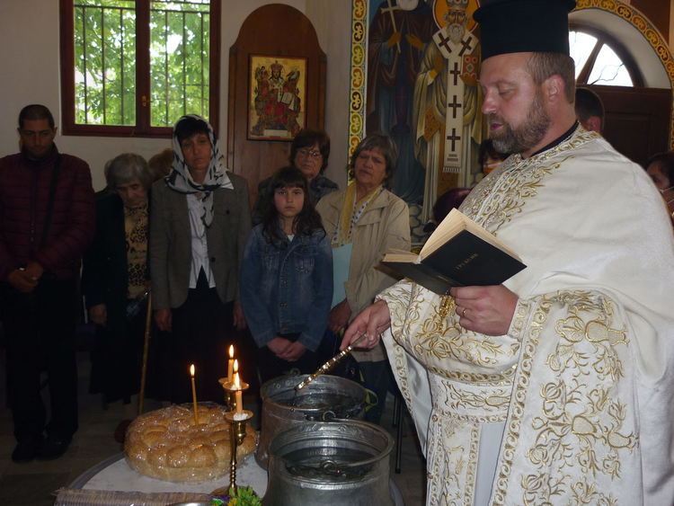 Почетоха паметта на 200 загинали райковци на Вси светии