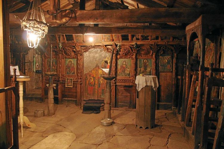 Старата църква в с. Луково пази спомените за чумната епидемия през XVII в., но и за гордия дух на българите