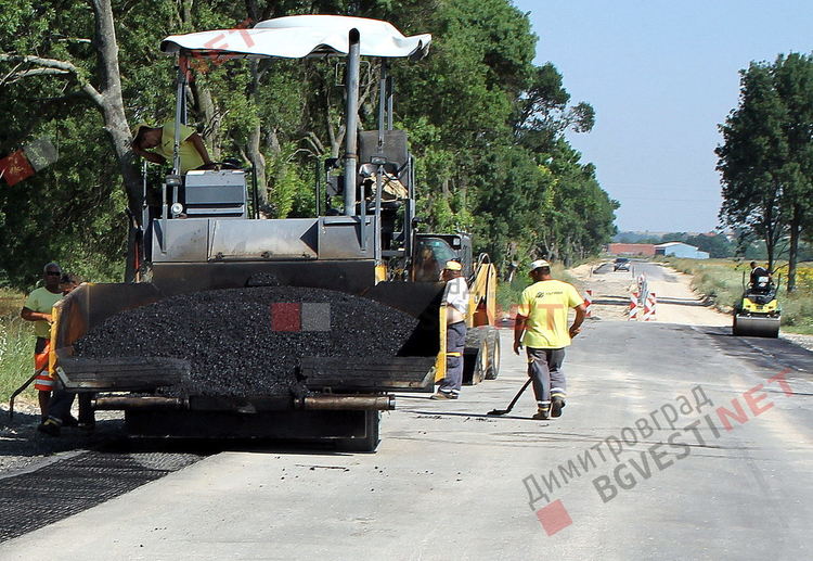 До седмица се очаква да започне ремонта на 10 км. от пътя Димитровград-Стара Загора 