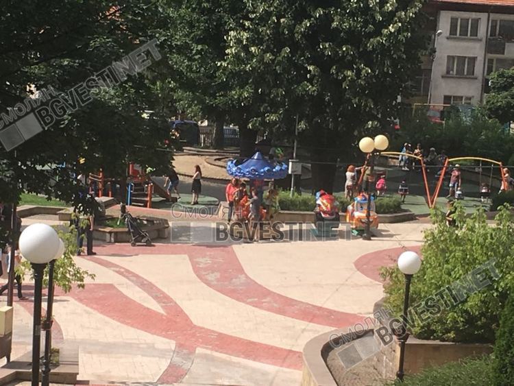 Четвъртък- слънчев до обяд, след това ще превалява 