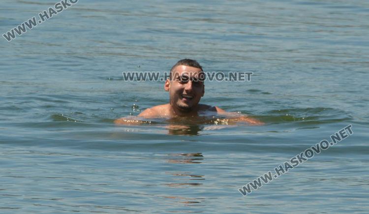 Рибари се отдадоха на любимото хоби в Световния ден на риболова  