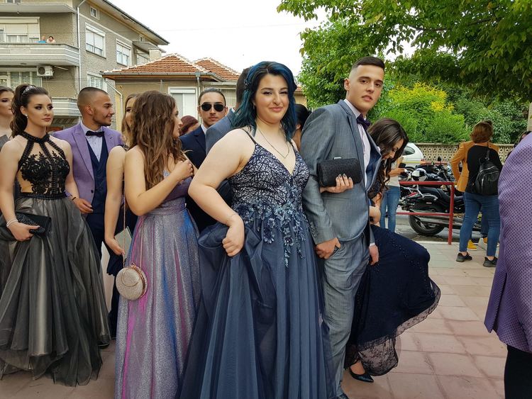 Абитуриентите на „Златаров“ получиха дипломите си в деня на бала