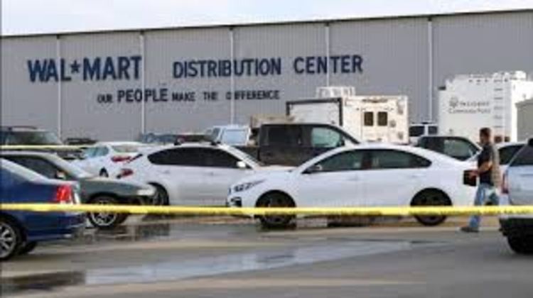 Нападение с автомобил в Калифорния, най-малко двама убити