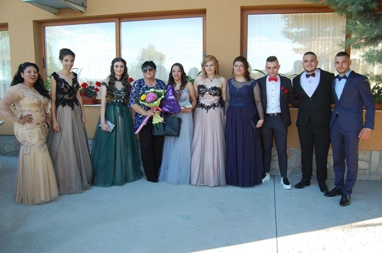 Абитуриентите на ПГСС отпразнуваха своя бал