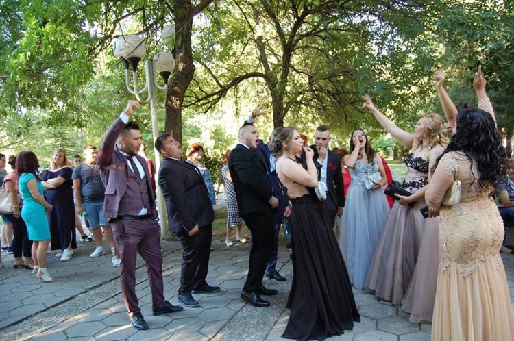 Абитуриентите на ПГСС отпразнуваха своя бал