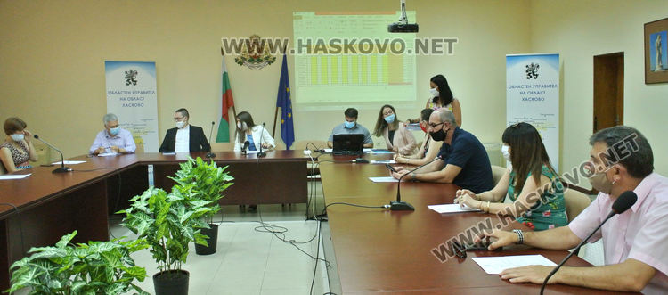 77 безработни с временна заетост към общински и държавни служби