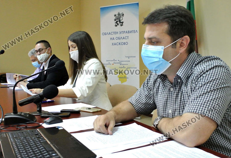 77 безработни с временна заетост към общински и държавни служби